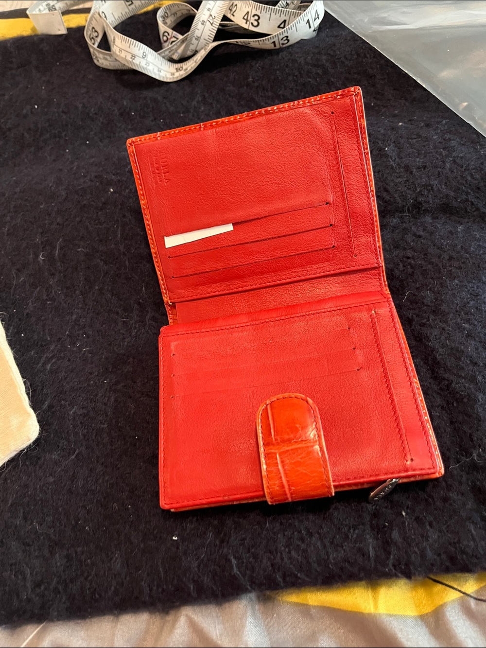 FURIA Orange Croc-Embossed Leather Wallet - Picture 11 of 11